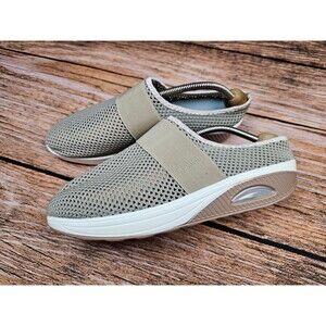 NWOB Fashion Womens 9.5-10.5 Mesh Shoes Sneaker Foam Mules Lightweight Brown